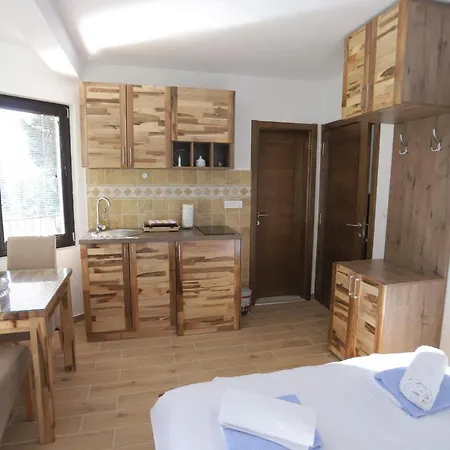 Paradizo-zlatar, 1 Nova Varoš